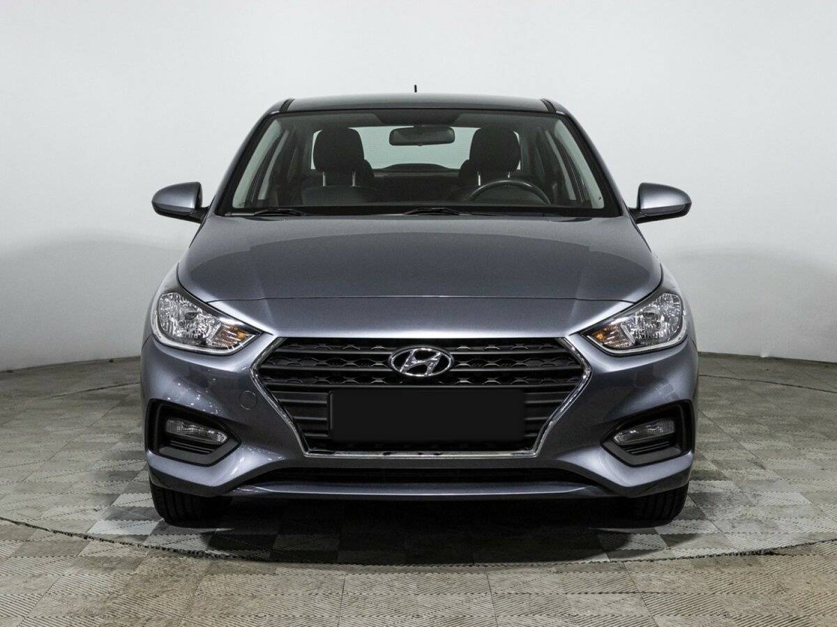 Купить Hyundai Solaris с пробегом. Фото: #1