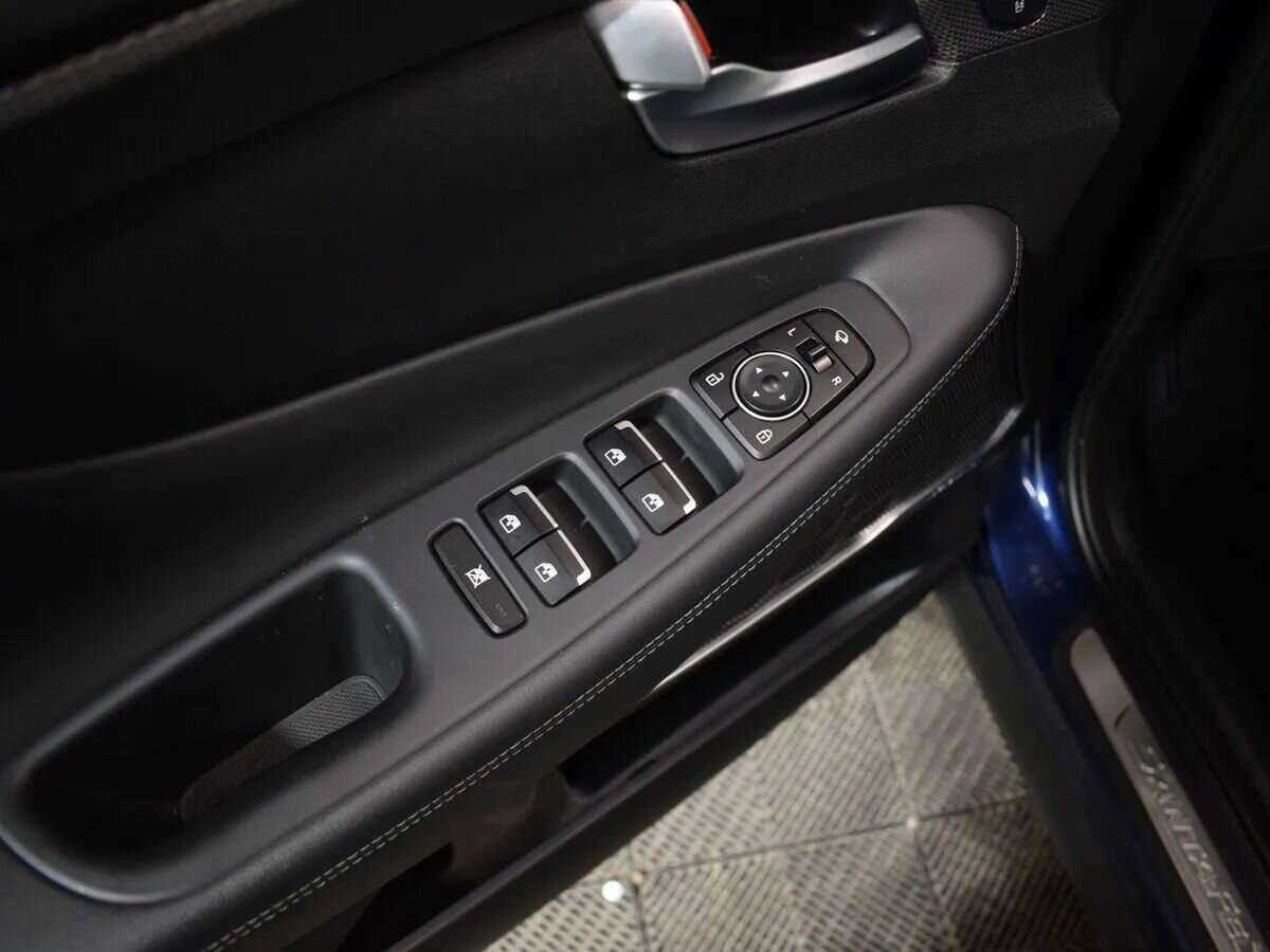 Купить Hyundai Santa Fe с пробегом. Фото: #14