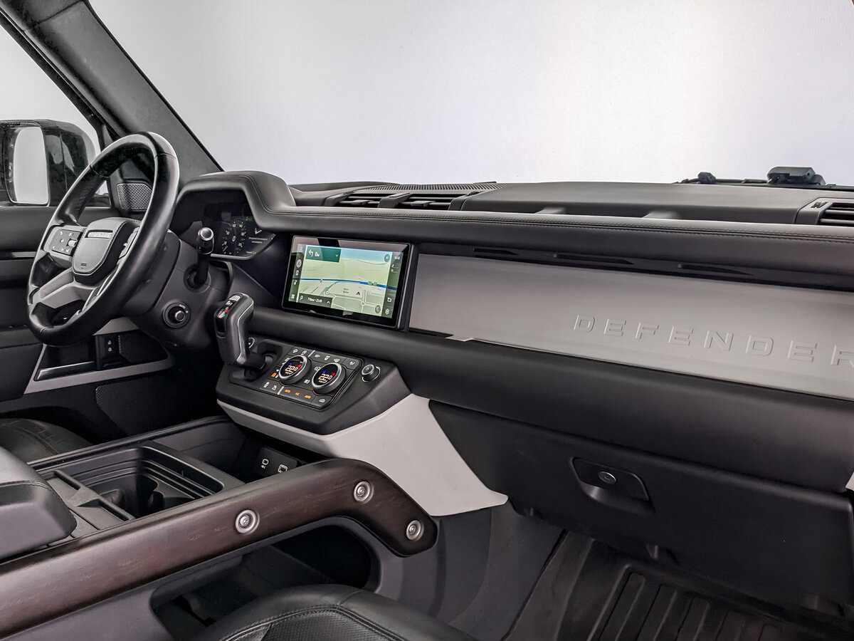 Купить Land Rover Defender с пробегом. Фото: #8