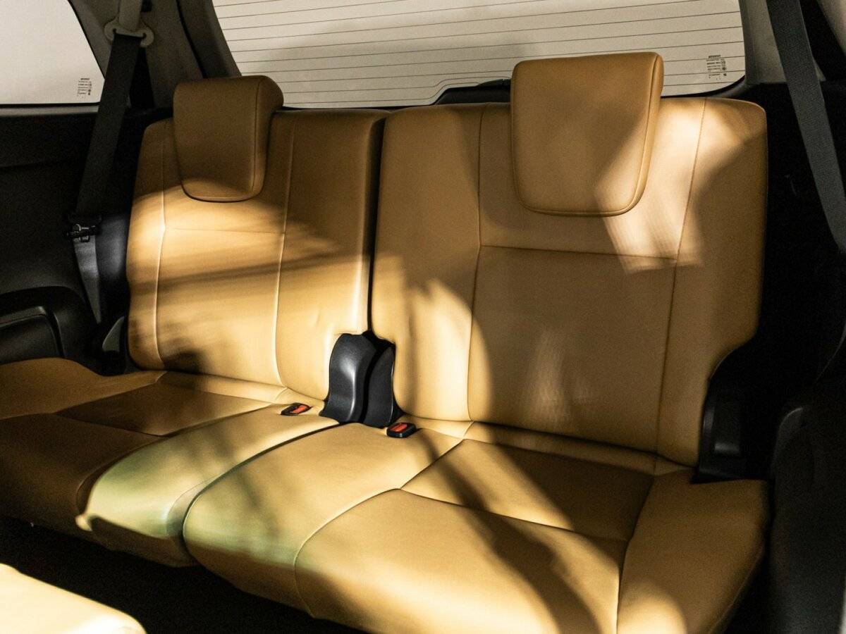 Купить Toyota Fortuner с пробегом. Фото: #13