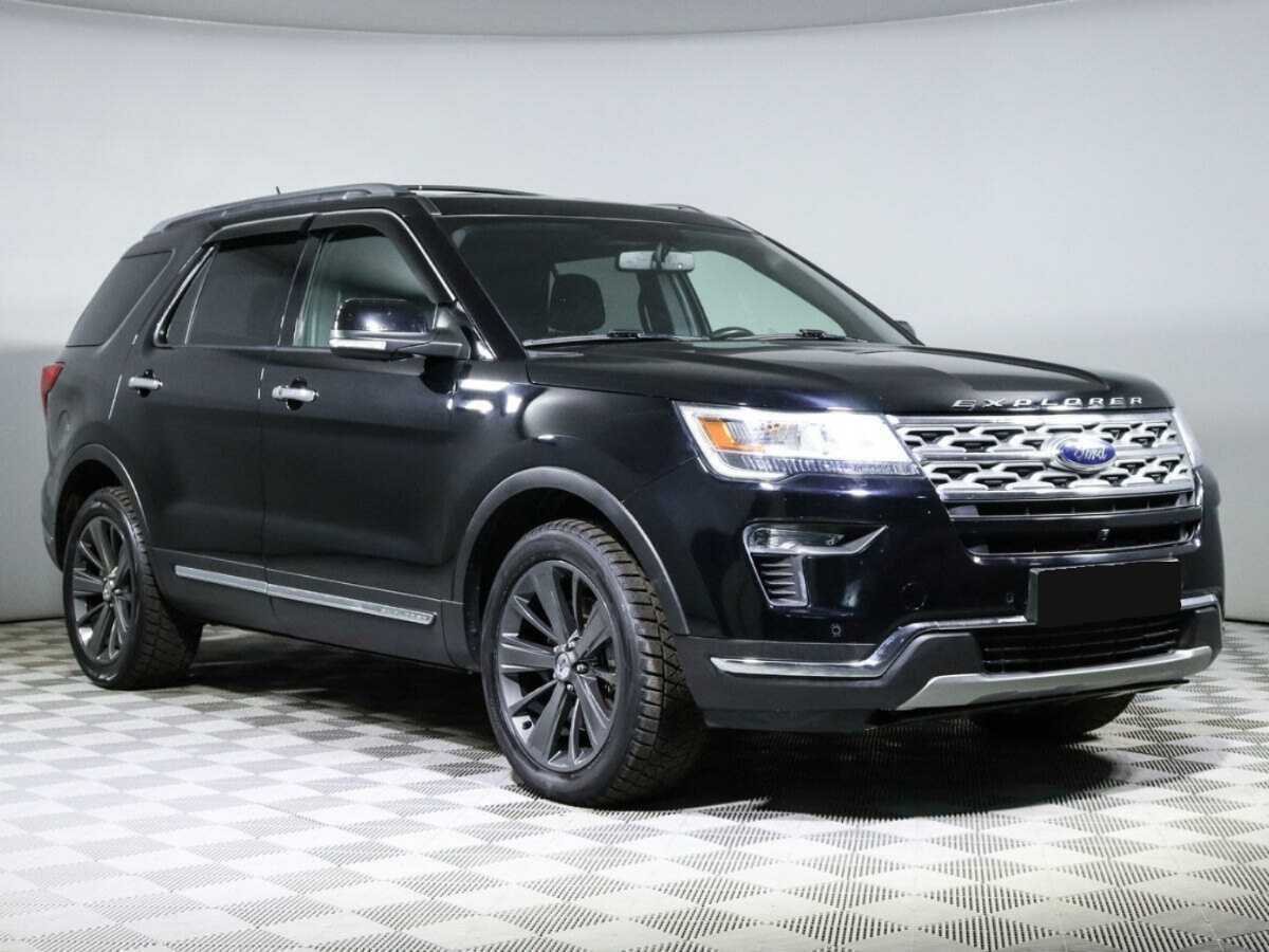 Купить Ford Explorer с пробегом. Фото: #2