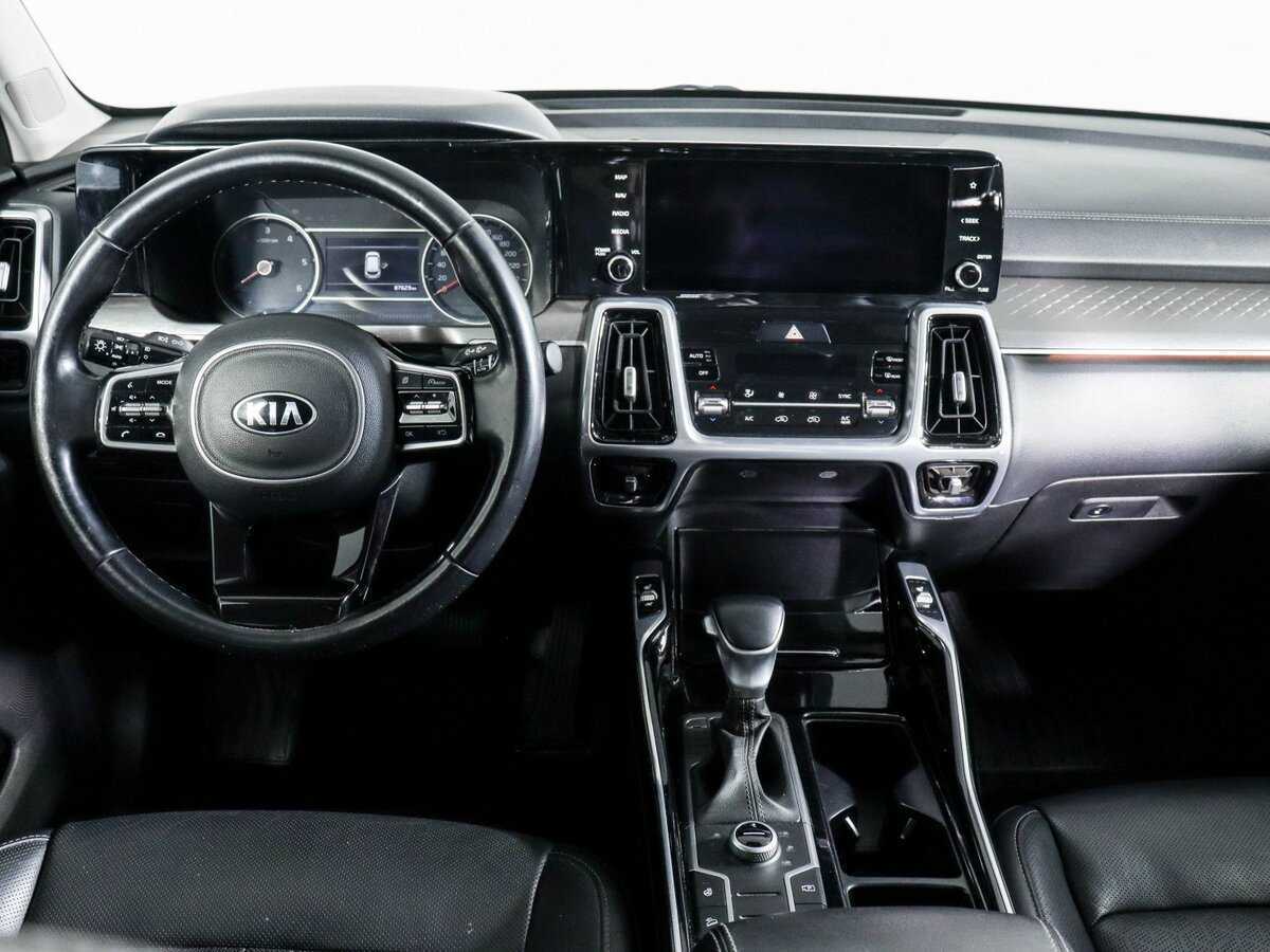 Купить Kia Sorento с пробегом. Фото: #8