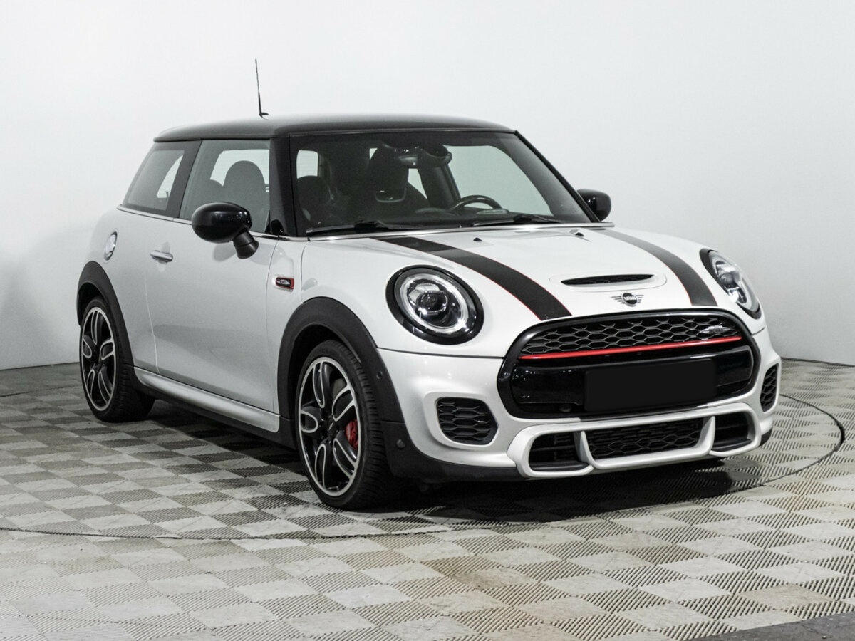 Купить Mini Hatch с пробегом. Фото: #2