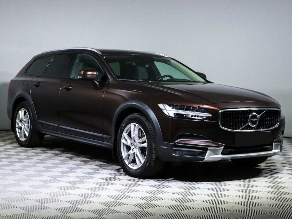 Купить Volvo V90 Cross Country с пробегом. Фото: #2