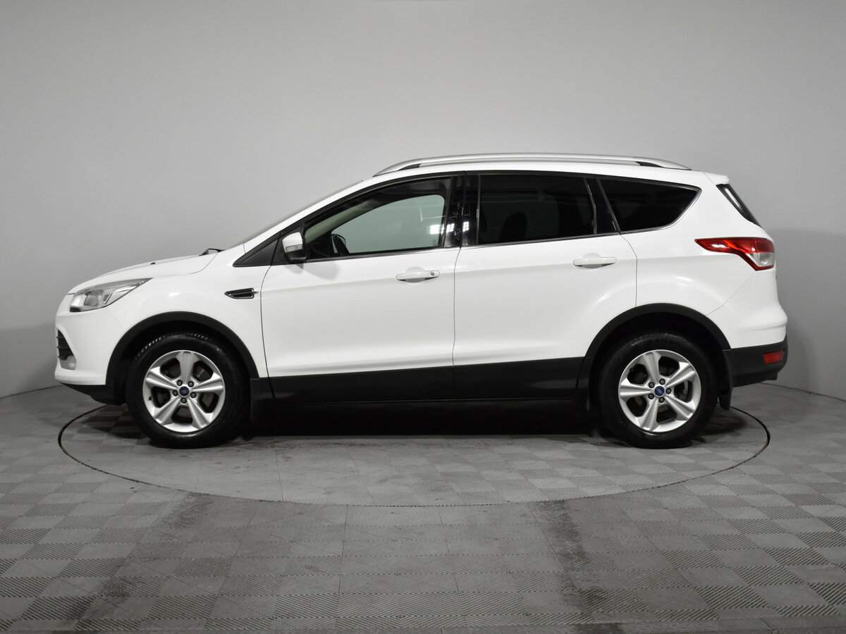 Купить Ford Kuga с пробегом. Фото: #3