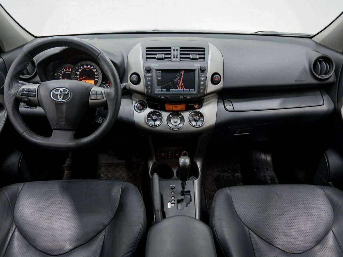 Купить Toyota RAV4 с пробегом. Фото: #10