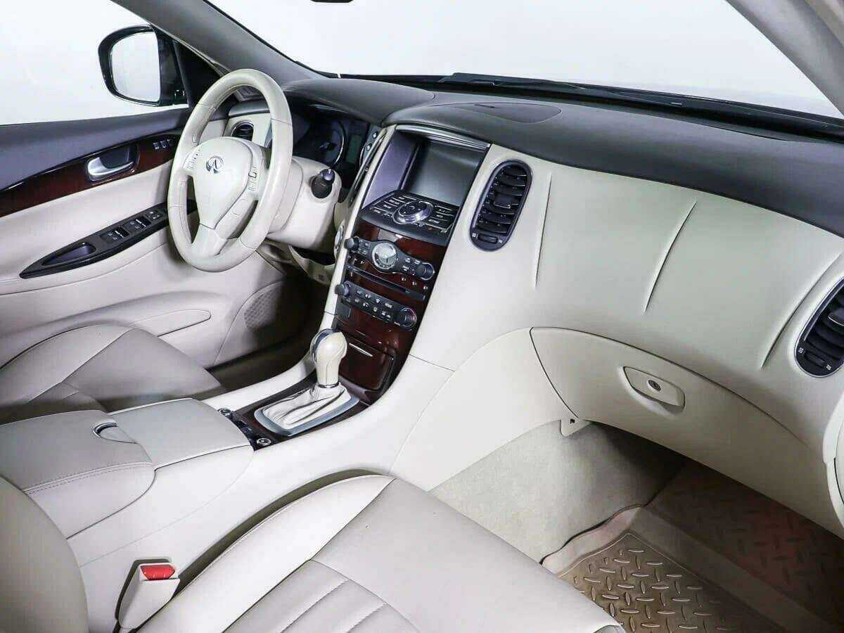 Купить Infiniti QX50 с пробегом. Фото: #8