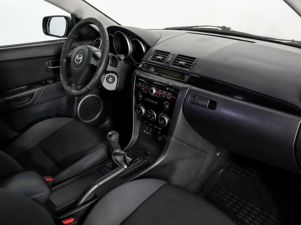 Купить Mazda 3 с пробегом. Фото: #10
