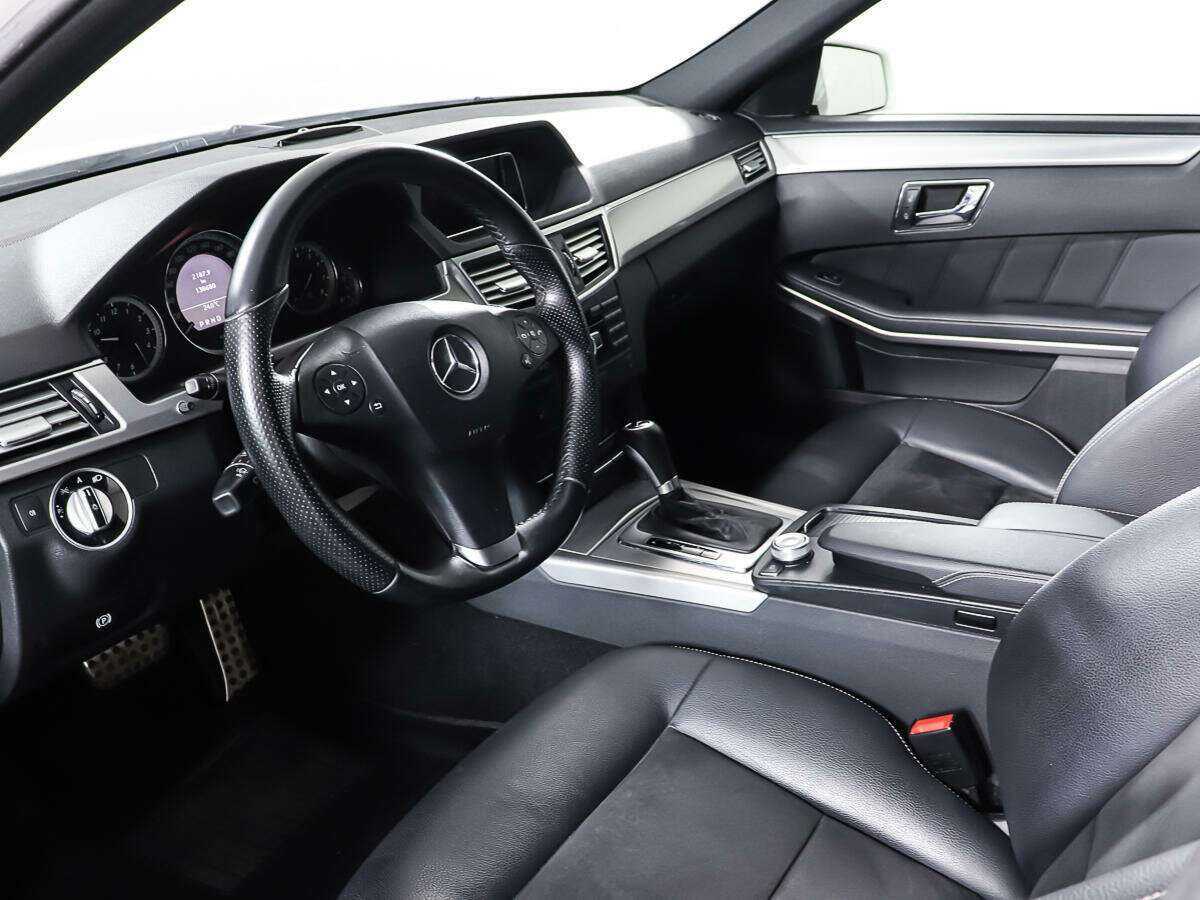 Купить Mercedes-Benz E-Класс с пробегом. Фото: #12