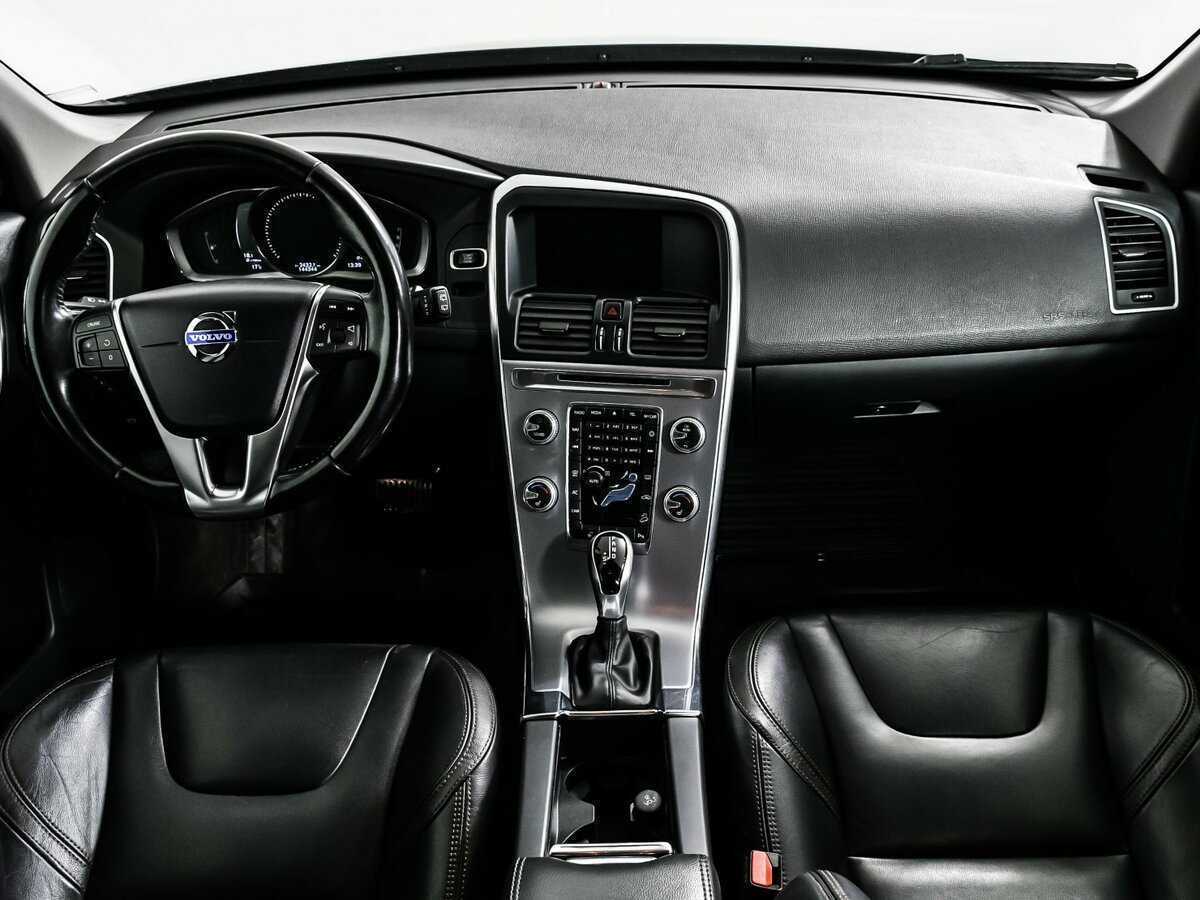 Купить Volvo XC60 с пробегом. Фото: #10