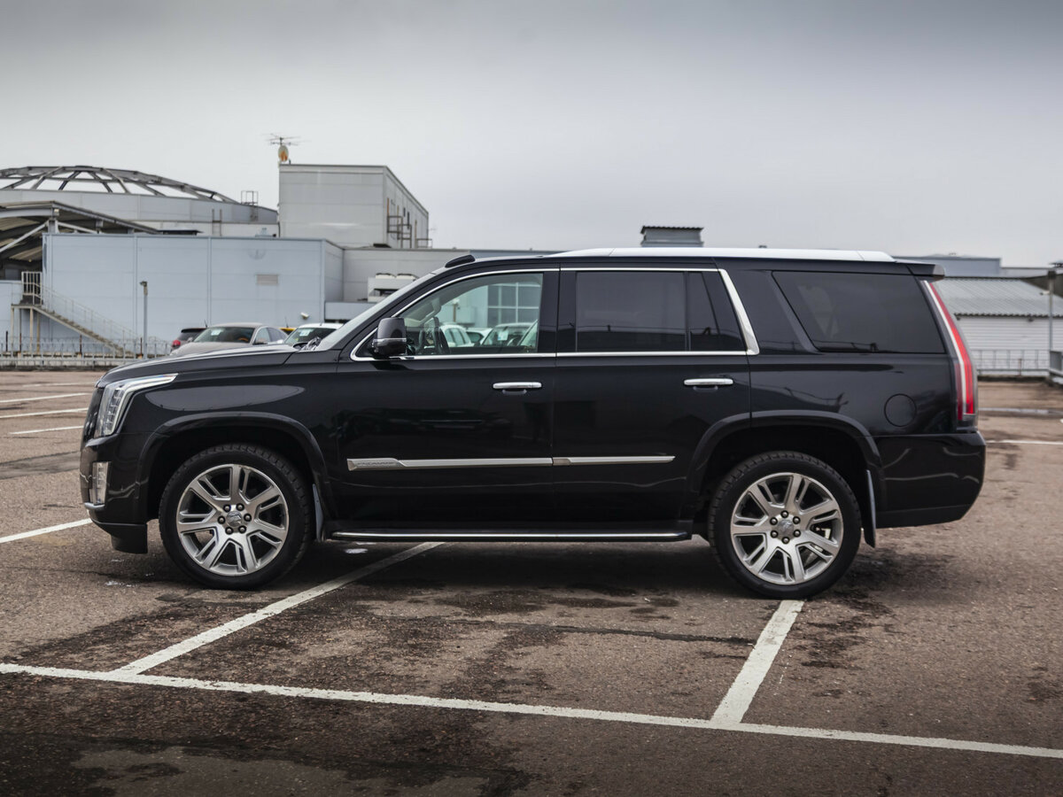 Купить Cadillac Escalade с пробегом. Фото: #7