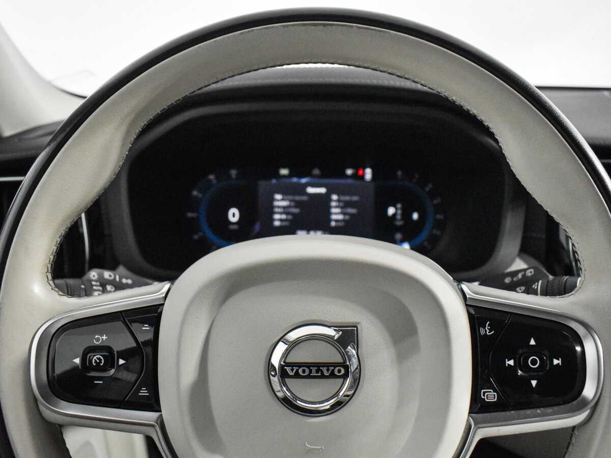 Купить Volvo XC60 с пробегом. Фото: #15