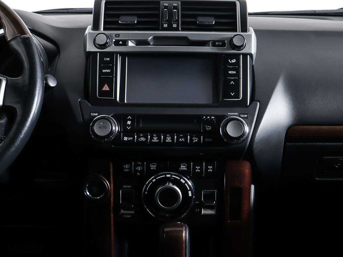 Купить Toyota Land Cruiser Prado с пробегом. Фото: #11