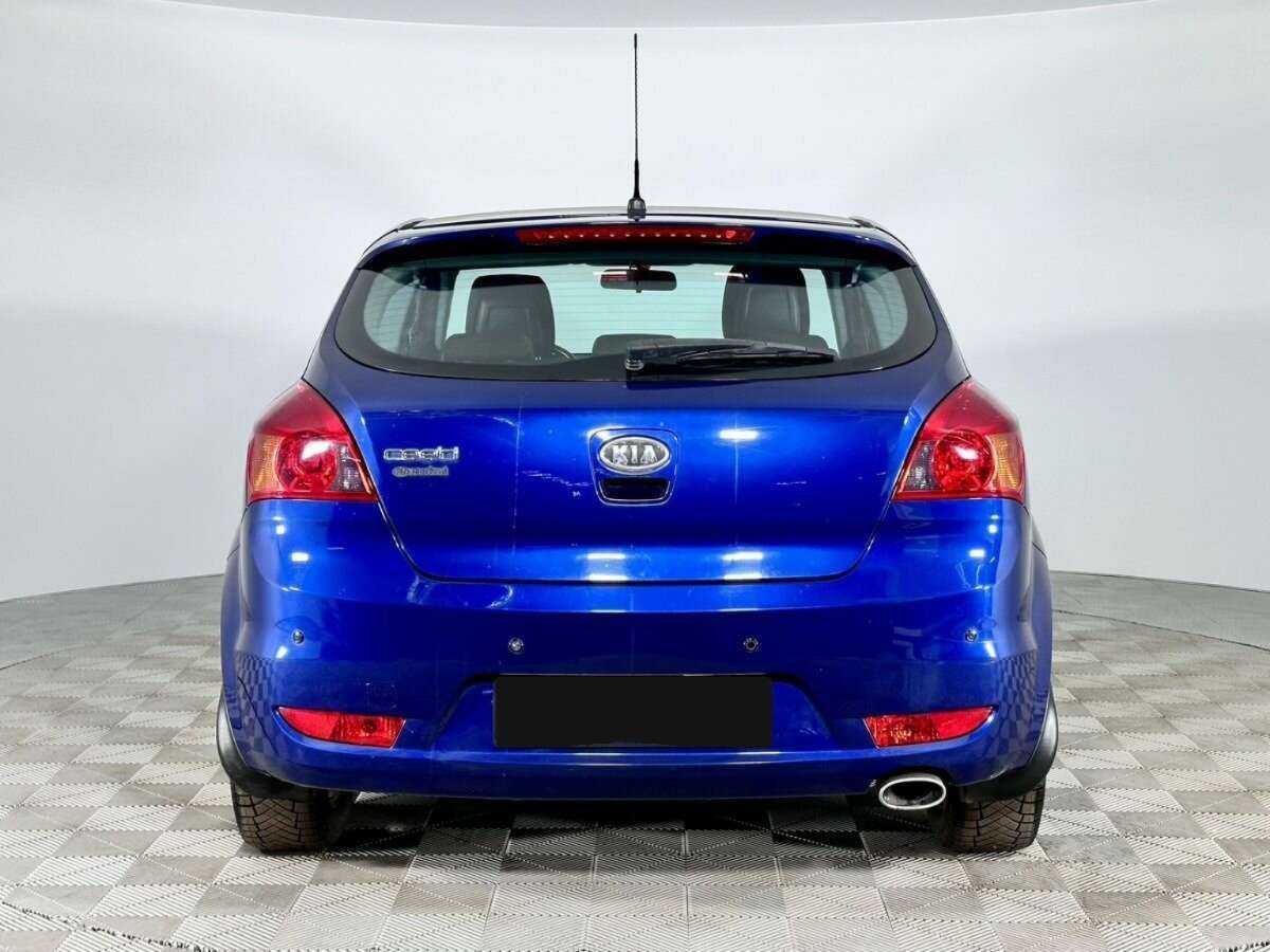 Купить Kia Ceed с пробегом. Фото: #3