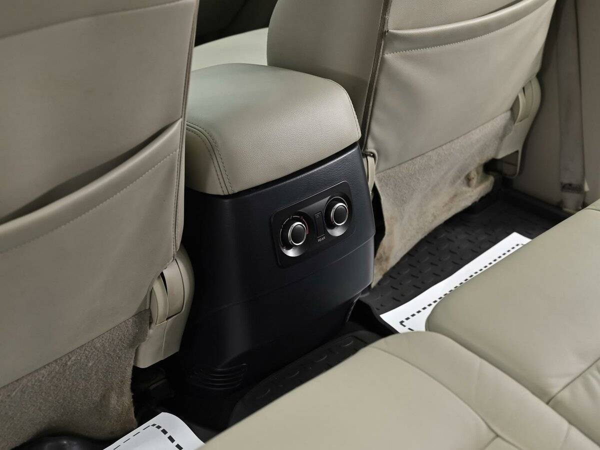 Купить Mitsubishi Pajero с пробегом. Фото: #15