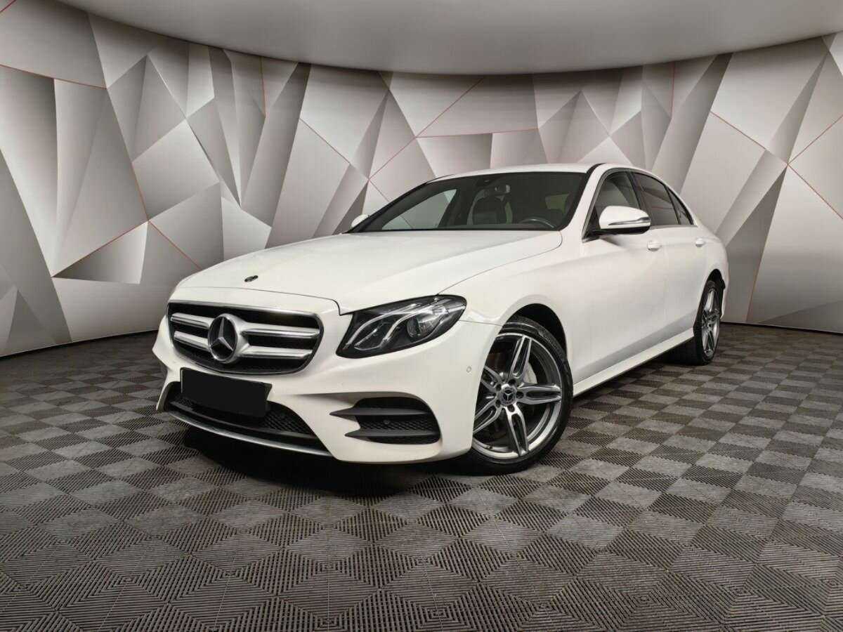 Купить Mercedes-Benz E-Класс с пробегом. Фото: #0