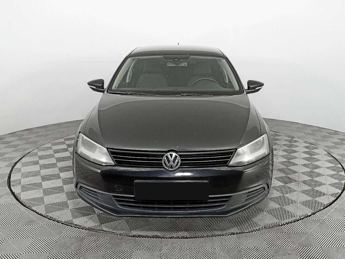 Купить Volkswagen Jetta с пробегом. Фото: #1