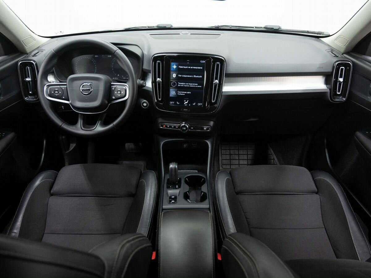 Купить Volvo XC40 с пробегом. Фото: #12