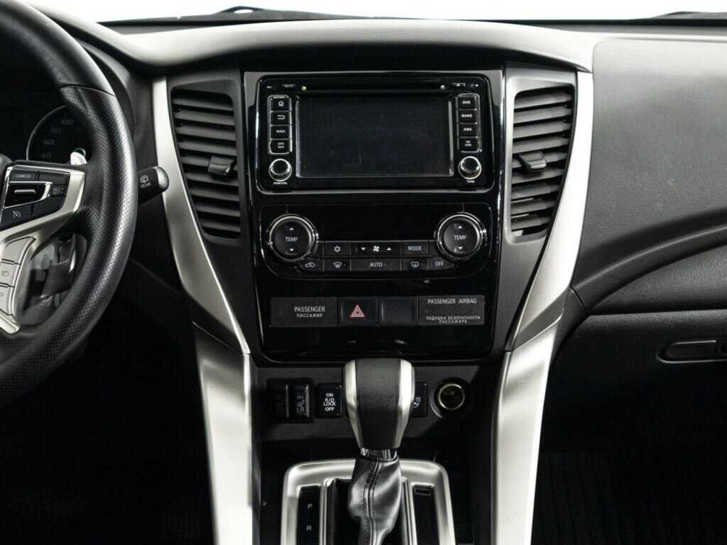 Купить Mitsubishi Pajero Sport с пробегом. Фото: #13