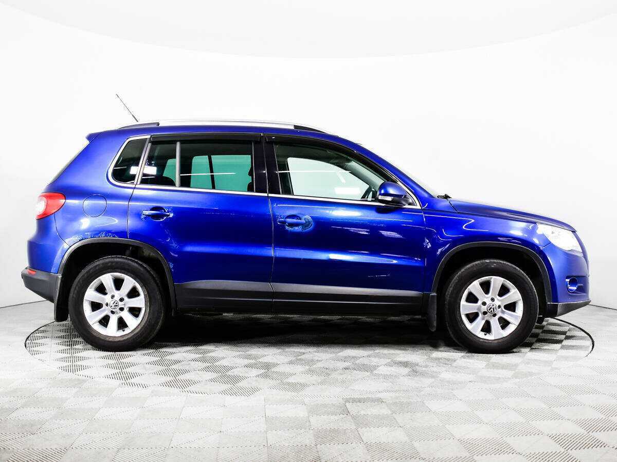 Купить Volkswagen Tiguan с пробегом. Фото: #3