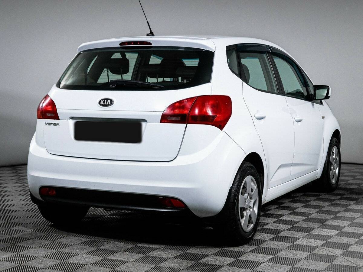 Купить Kia Venga с пробегом. Фото: #3