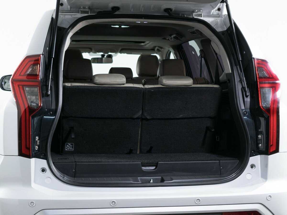 Купить Mitsubishi Pajero Sport с пробегом. Фото: #6