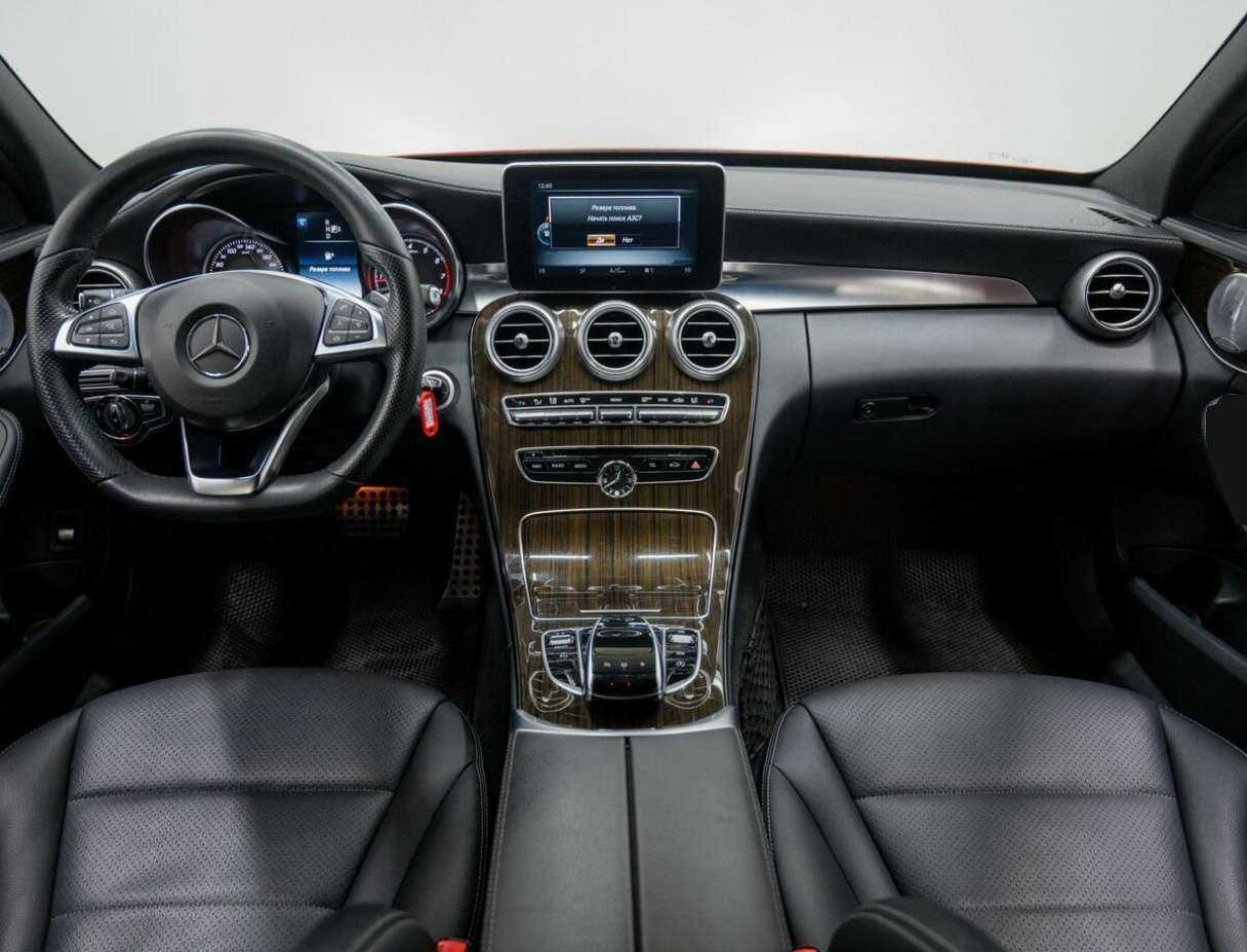 Купить Mercedes-Benz C-Класс с пробегом. Фото: #10