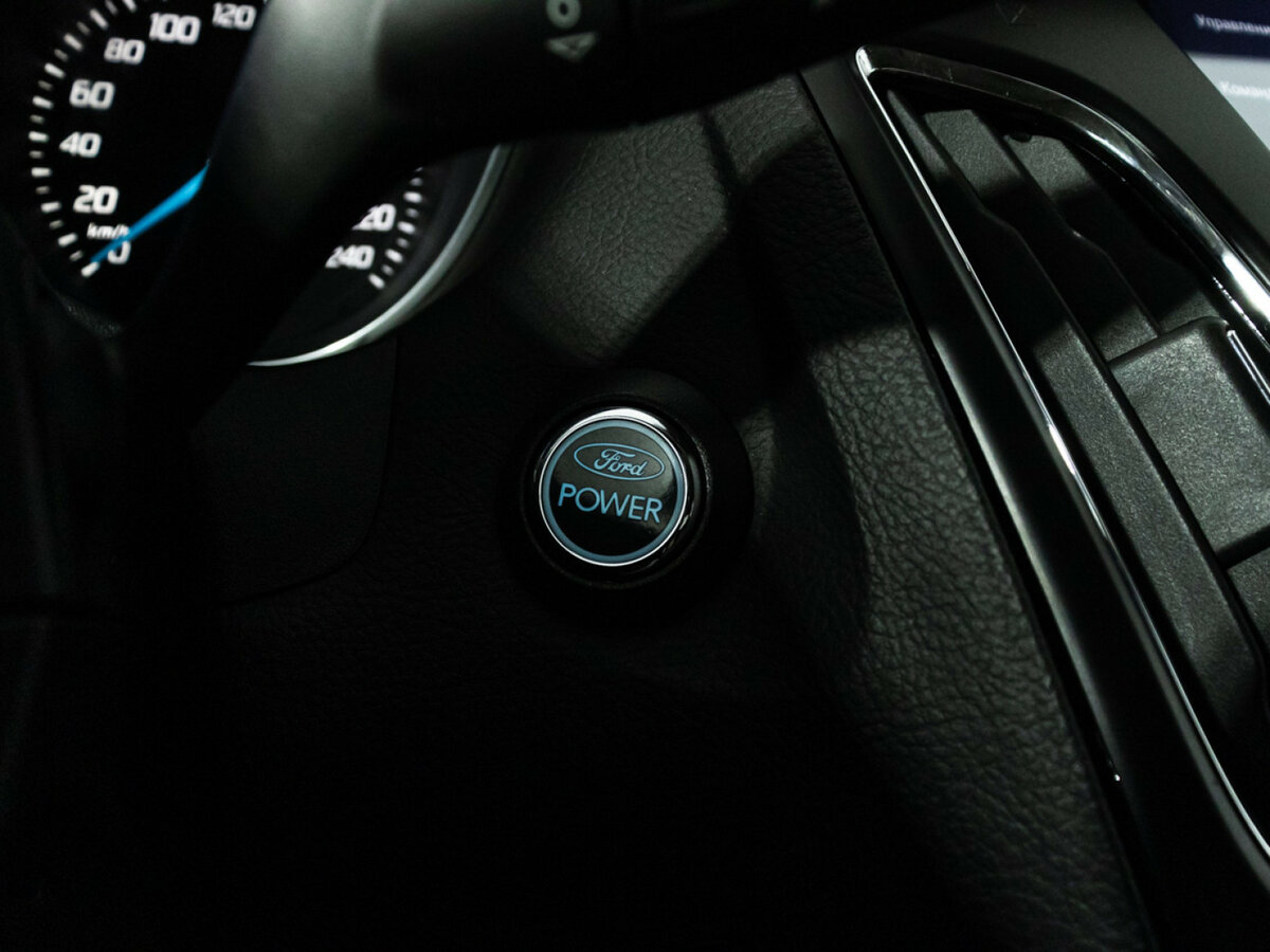 Купить Ford Focus с пробегом. Фото: #15