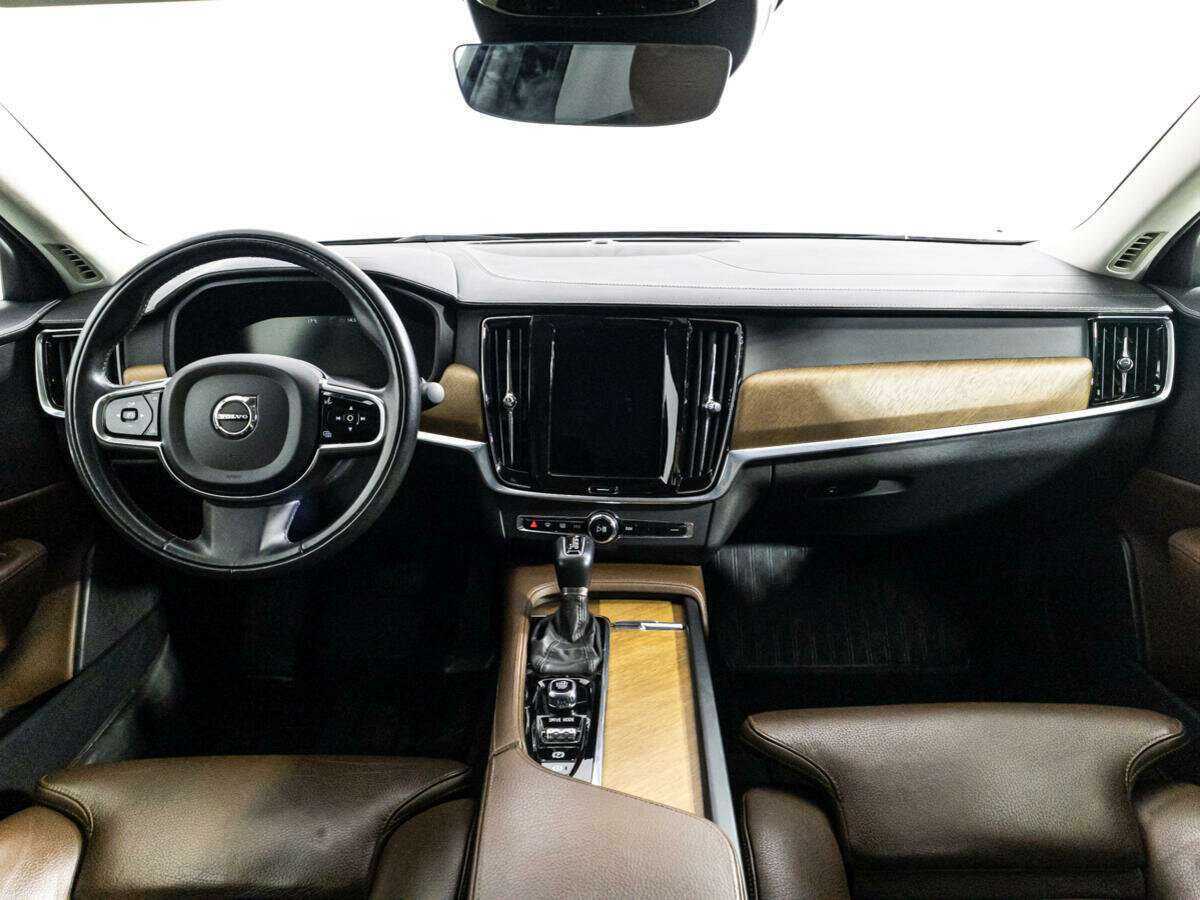 Купить Volvo S90 с пробегом. Фото: #12