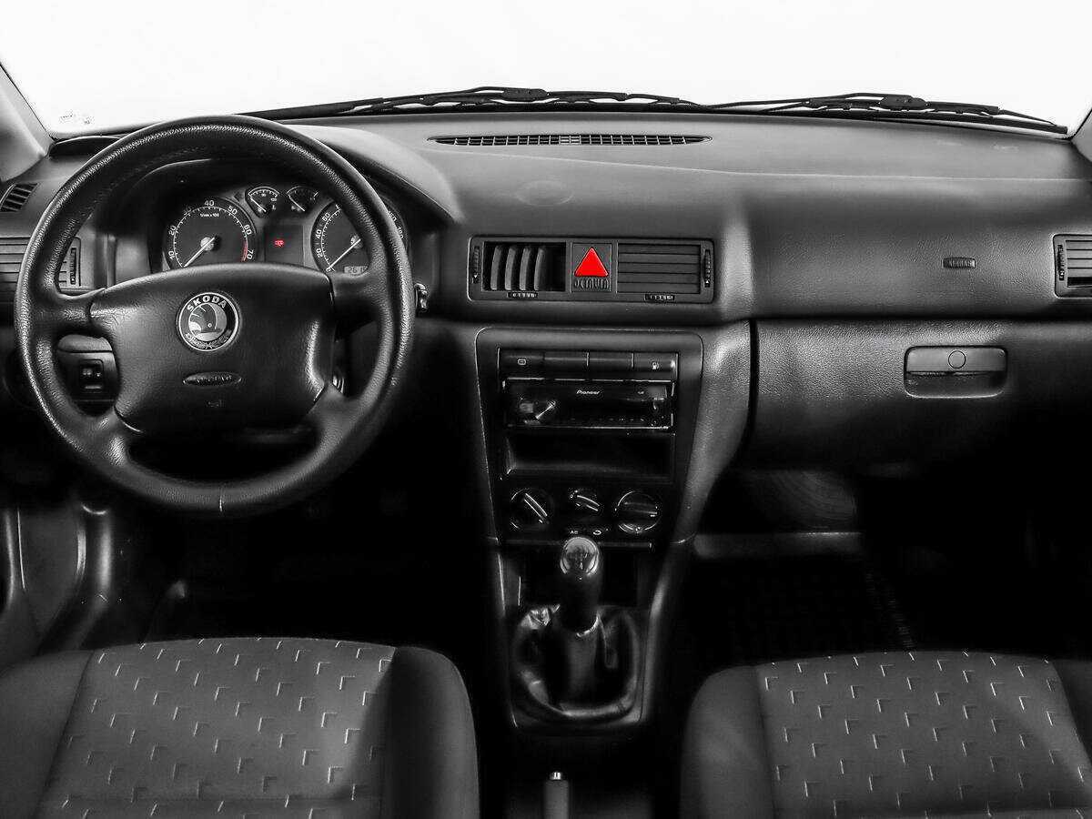 Купить Skoda Octavia с пробегом. Фото: #11