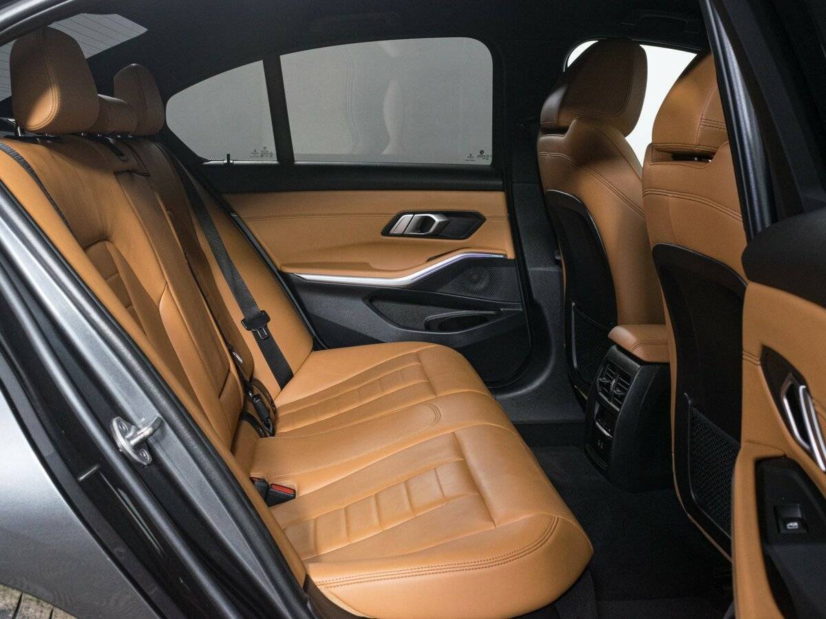 Купить BMW 3 серии с пробегом. Фото: #12