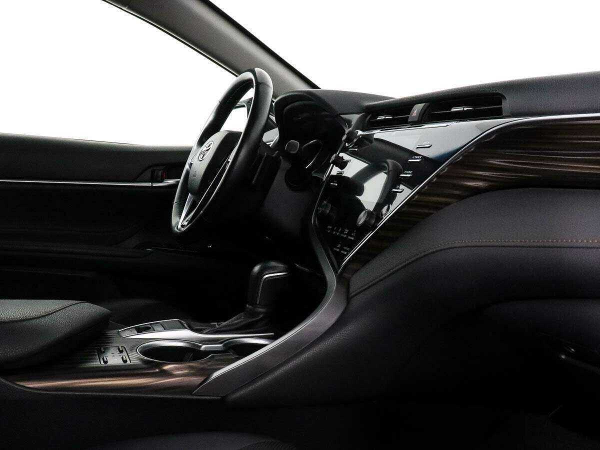 Купить Toyota Camry с пробегом. Фото: #5