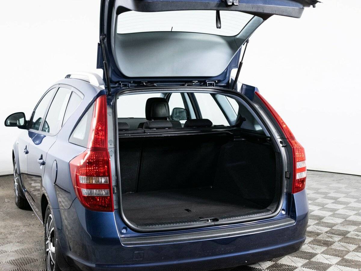 Купить Kia Ceed с пробегом. Фото: #8