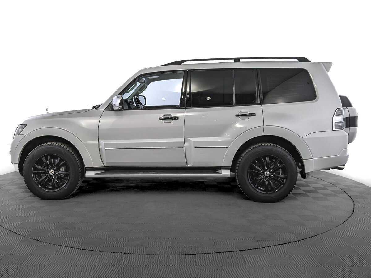 Купить Mitsubishi Pajero с пробегом. Фото: #7