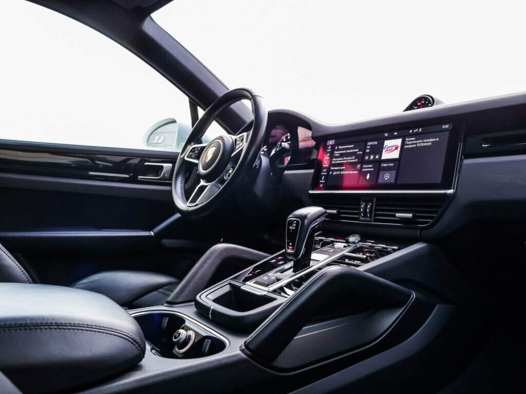 Купить Porsche Cayenne с пробегом. Фото: #9