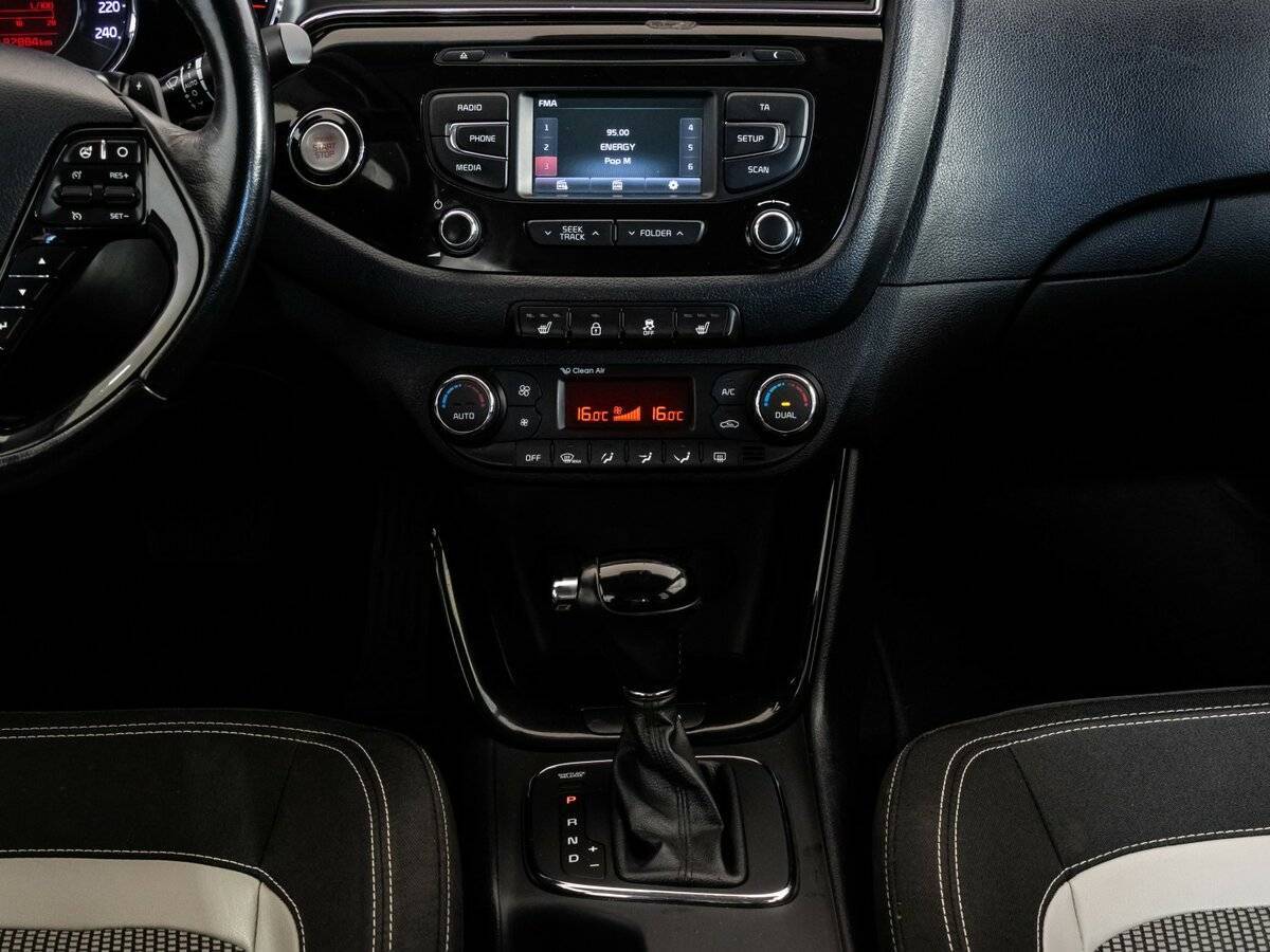 Купить Kia Ceed с пробегом. Фото: #13