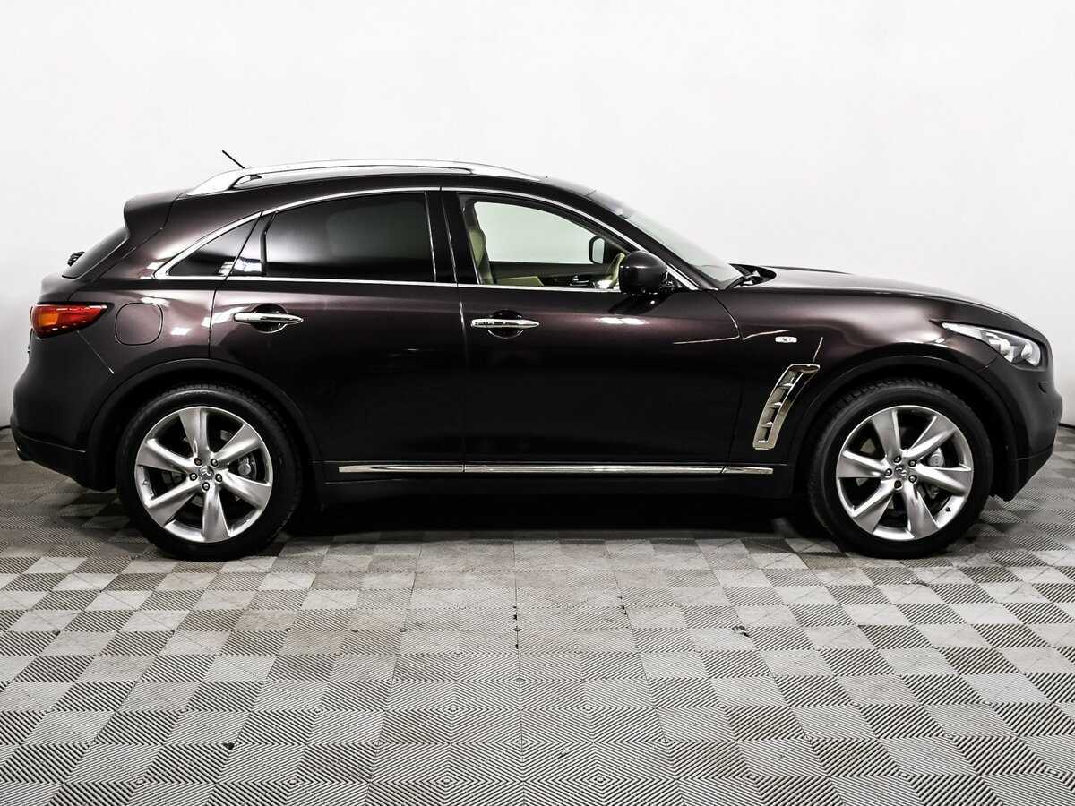 Купить Infiniti QX70 с пробегом. Фото: #3