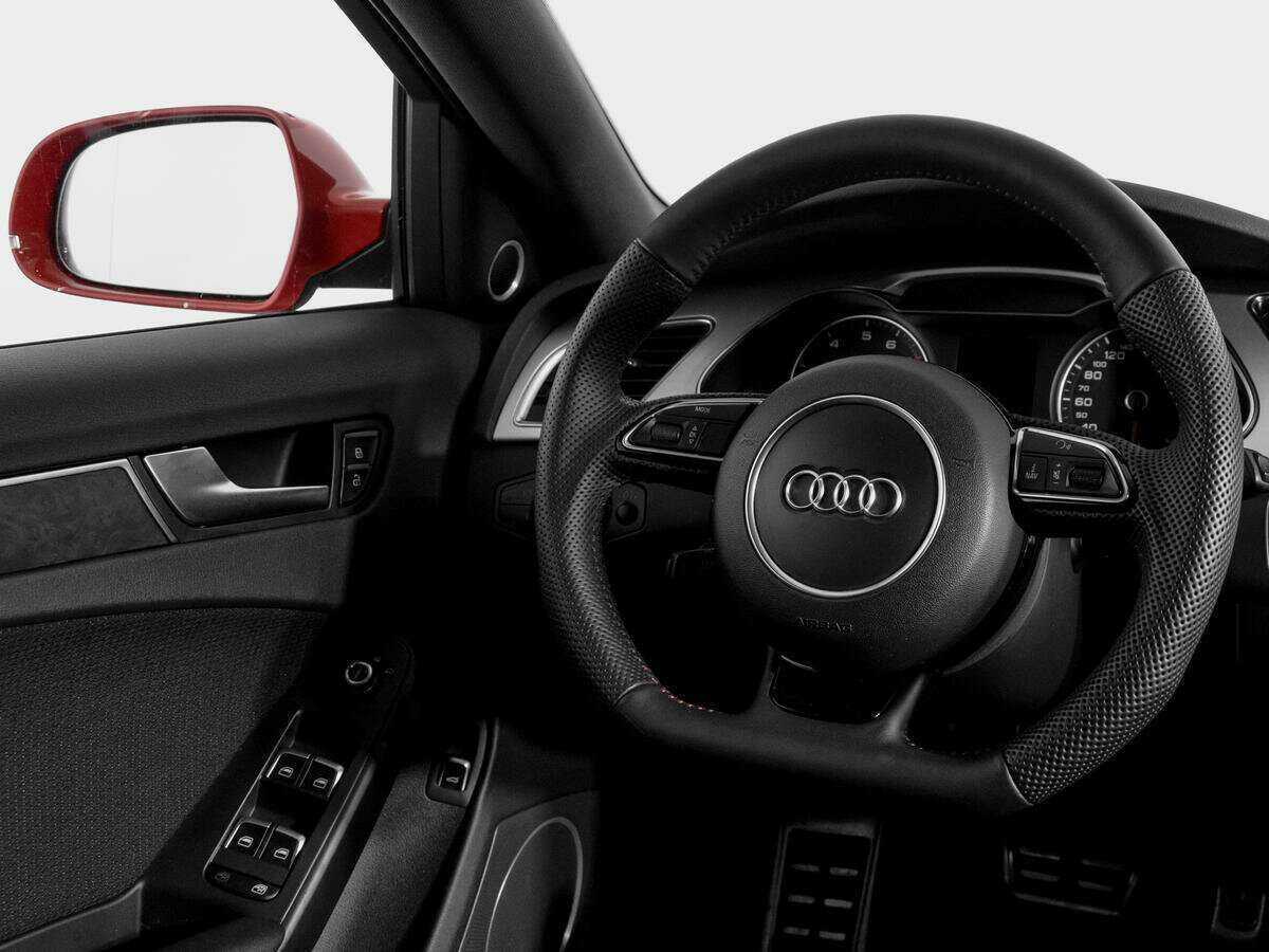 Купить Audi A4 с пробегом. Фото: #13