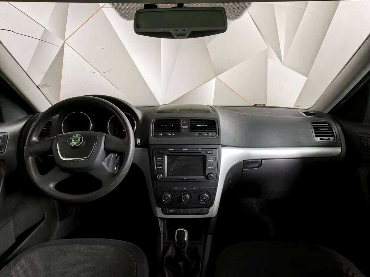 Купить Skoda Yeti с пробегом. Фото: #8