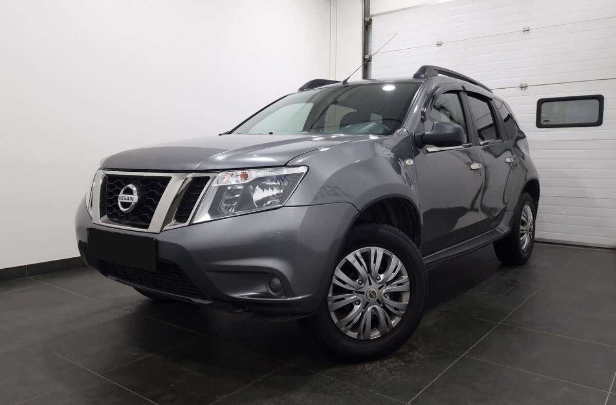 Купить Nissan Terrano с пробегом. Посмотреть фото