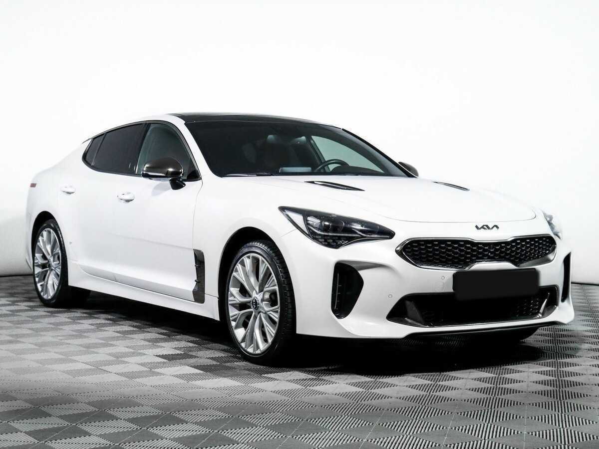 Купить Kia Stinger с пробегом. Фото: #2