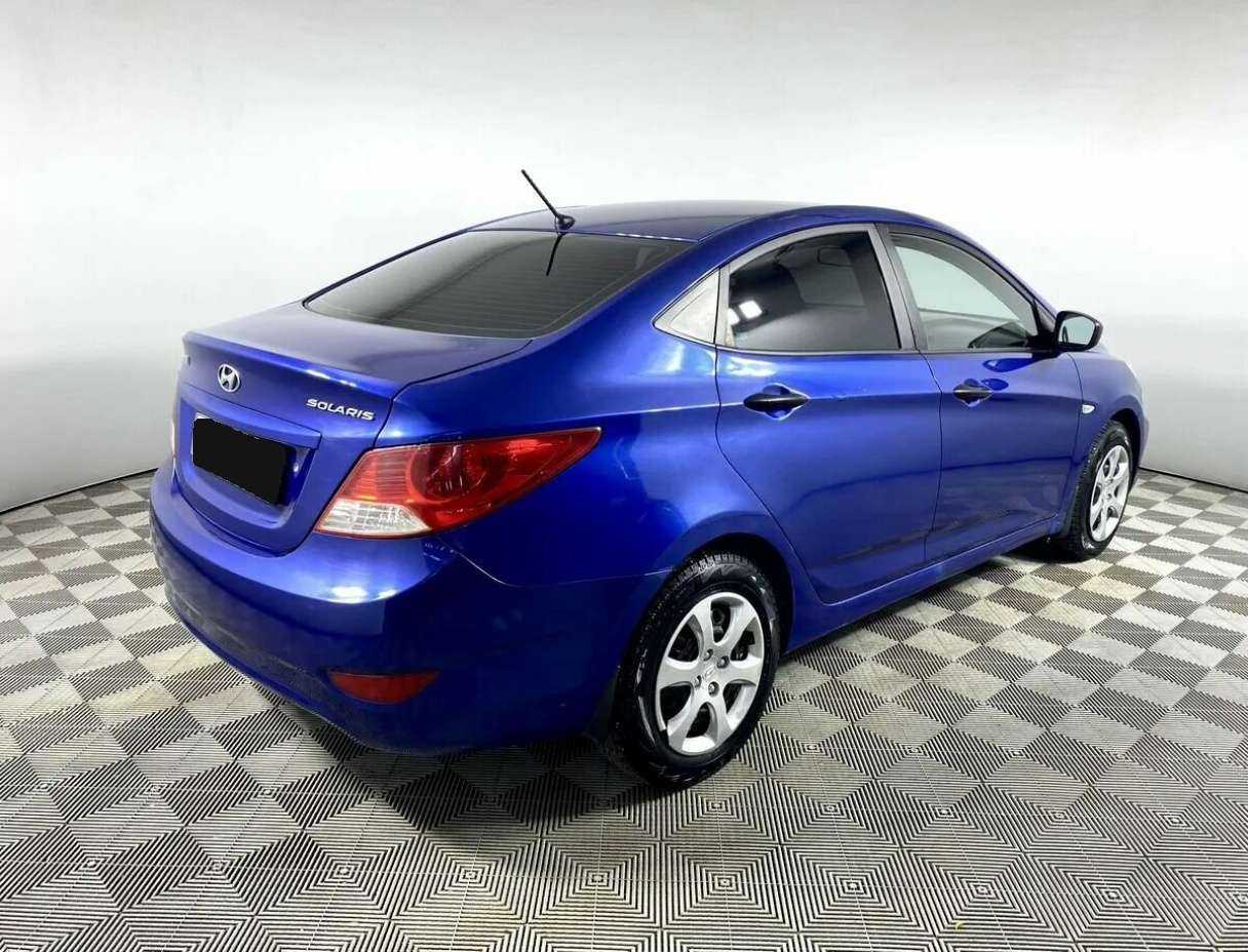 Купить Hyundai Solaris с пробегом. Фото: #5