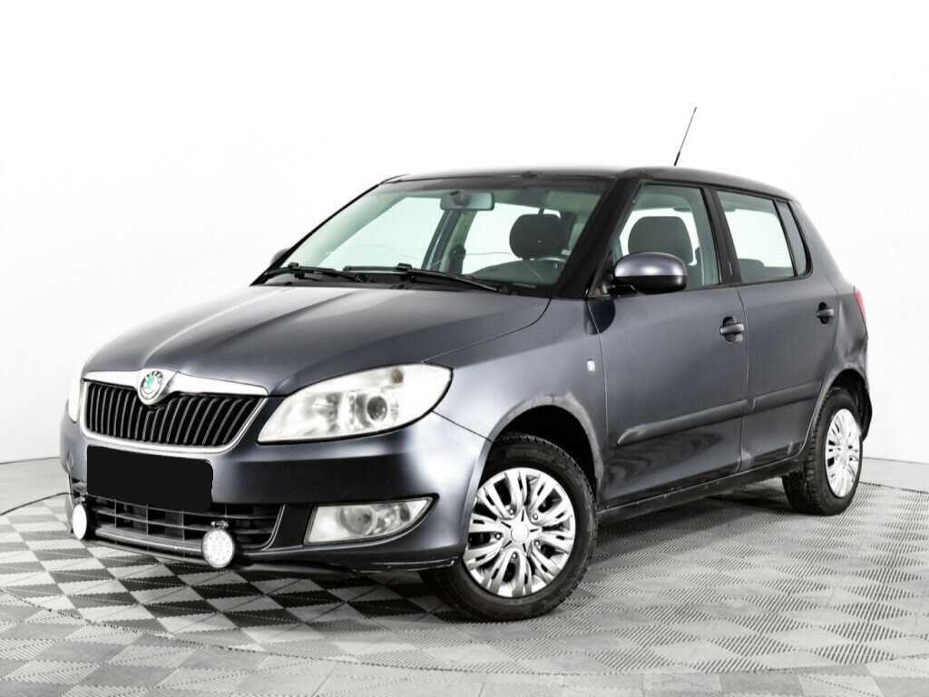 Купить Skoda Fabia с пробегом. Посмотреть фото