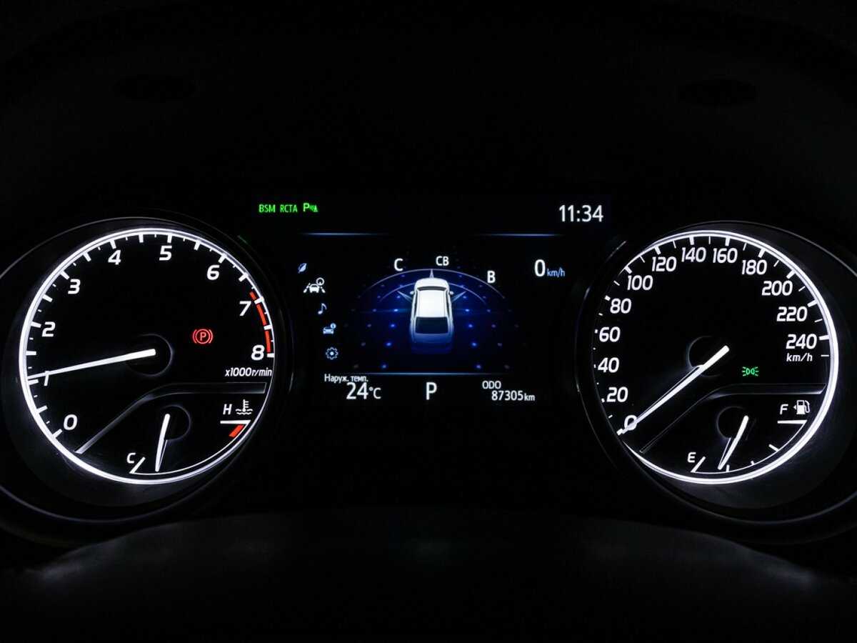 Купить Toyota Camry с пробегом. Фото: #11