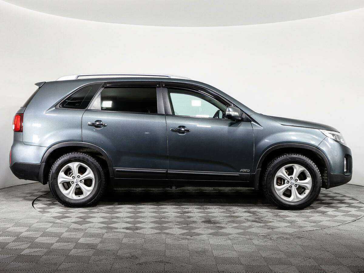 Купить Kia Sorento с пробегом. Фото: #3