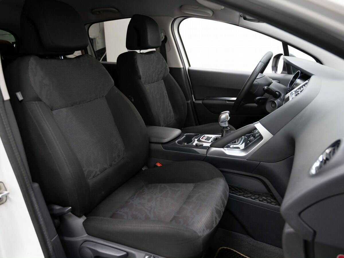 Купить Peugeot 3008 с пробегом. Фото: #11