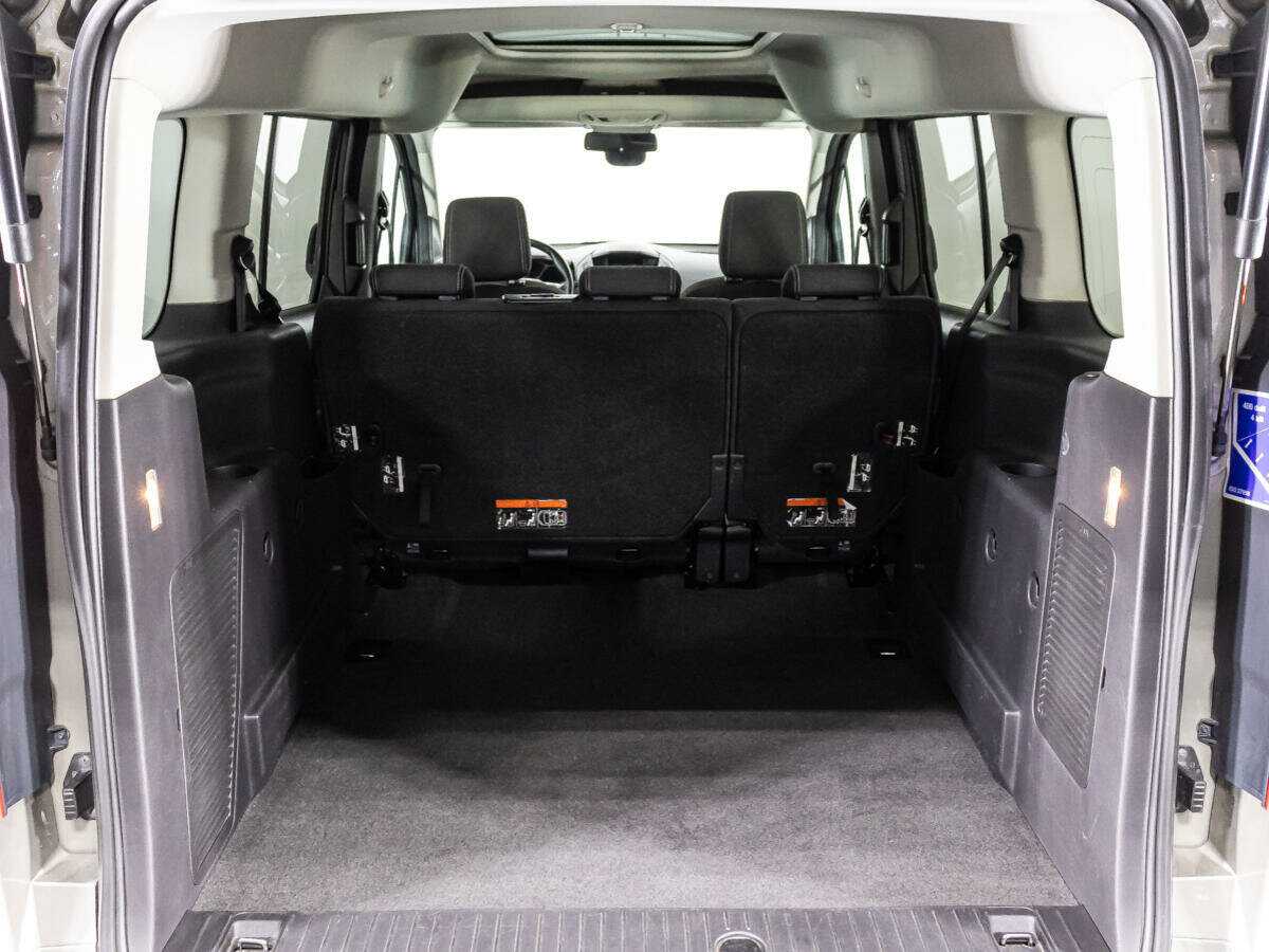 Купить Ford Tourneo Connect с пробегом. Фото: #14