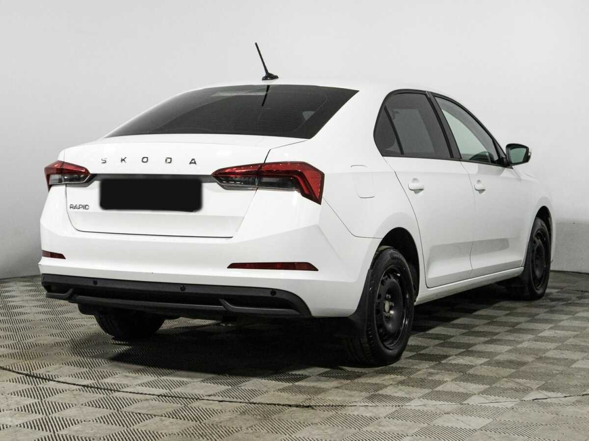 Купить Skoda Rapid с пробегом. Фото: #4