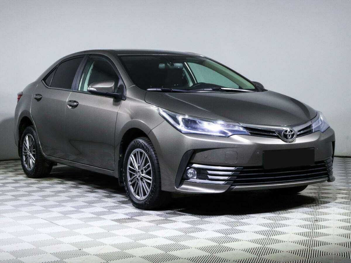 Купить Toyota Corolla с пробегом. Фото: #2
