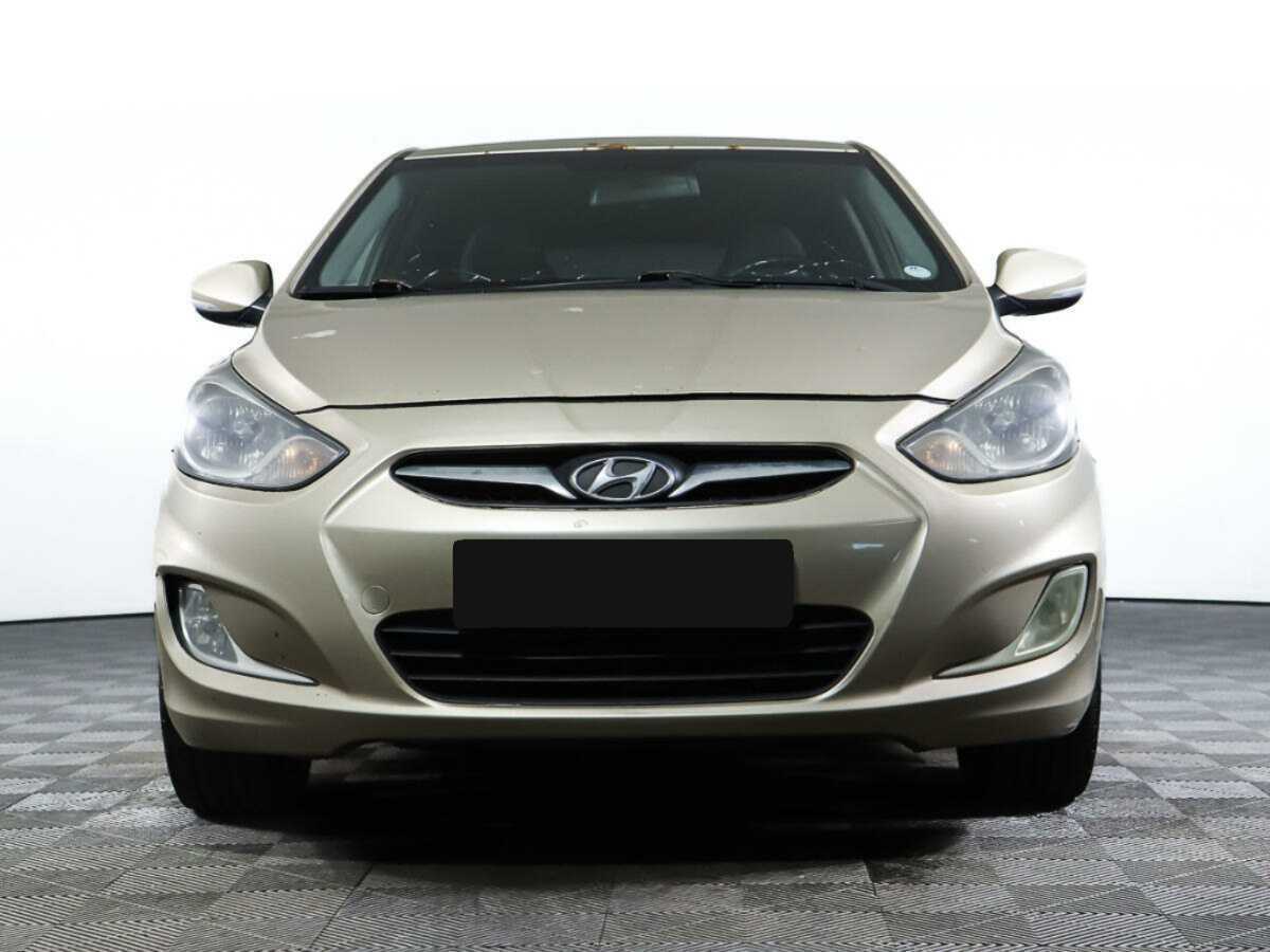 Купить Hyundai Solaris с пробегом. Фото: #0
